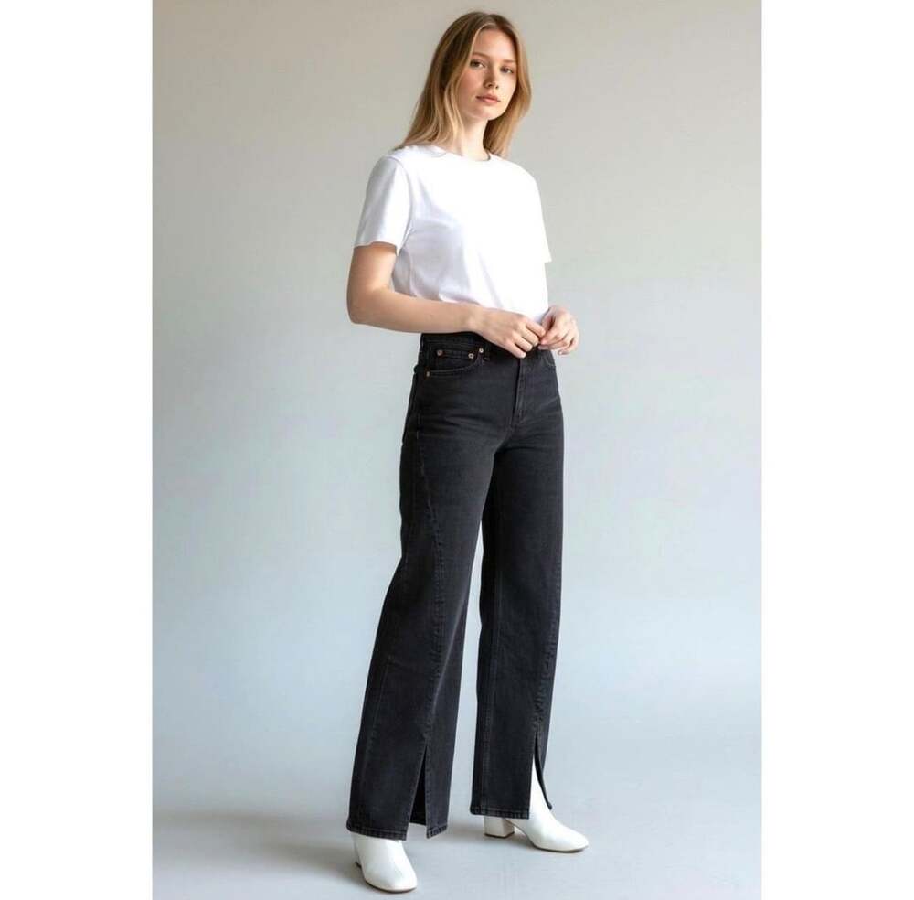 Abercrombie & Fitch The 90s Relaxed Jean High Rise Split Hem Black Jeans Size 27
